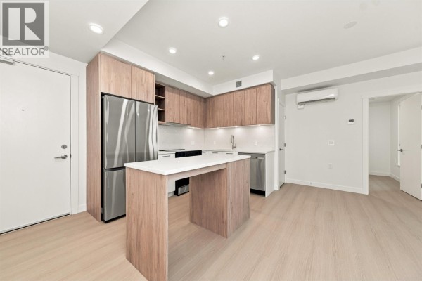 331 82 First Street, New Westminster