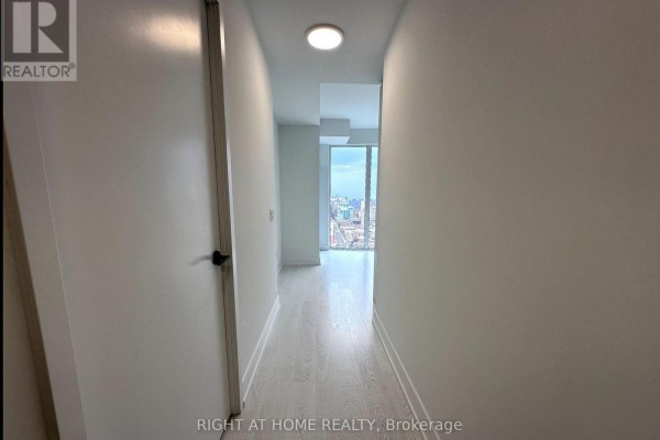 3310 - 308 Jarvis Street, Toronto, ON M5B0E3 Photo 5