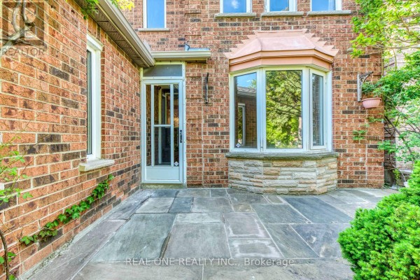 Kitchen - 3310 Jackpine Road, Mississauga, ON L5L4P2 Photo 4