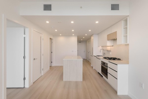 3311 13573 98a Avenue Avenue, Surrey, BC V3T0X1 Photo 4