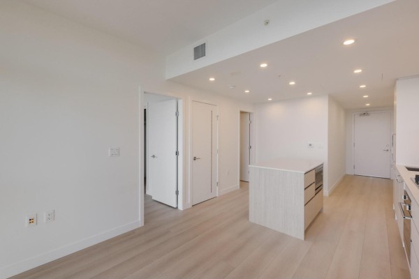 3311 13573 98a Avenue Avenue, Surrey, BC V3T0X1 Photo 5