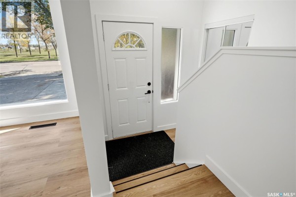 4pc Bathroom - 3312 Grant Road, Regina, SK S4S5H5 Photo 4