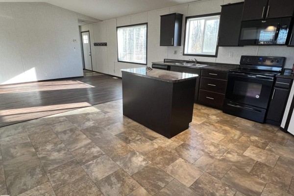 Kitchen - 3314 Rail Grade Rd, Rural Lac Ste  Anne County, AB T0E0A0 Photo 2