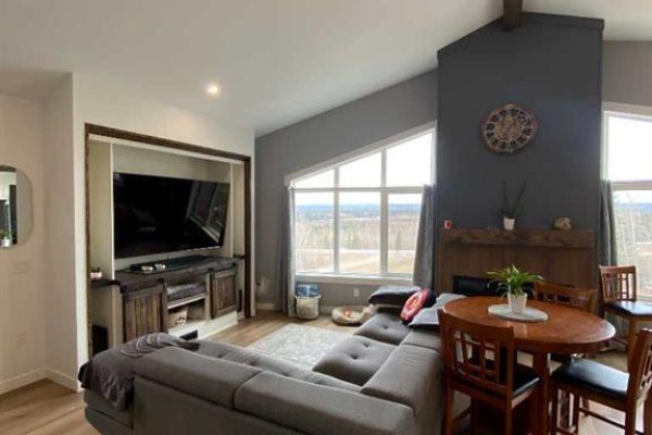 4pc Bathroom - 33143 Range Road 60, Rural Mountain View County, AB T0M1X0 Photo 4