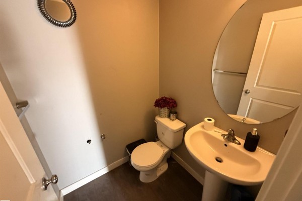 3317 11 Av Nw, Edmonton, AB, photo 2