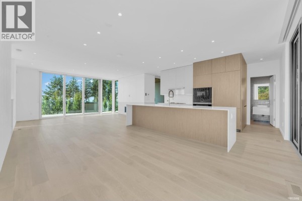 3317 Chippendale Road, West Vancouver, BC V7S0B7 Photo 2