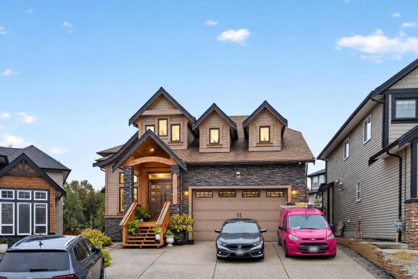 33175 Holman Place, Mission, BC V2V0C7 Photo 2
