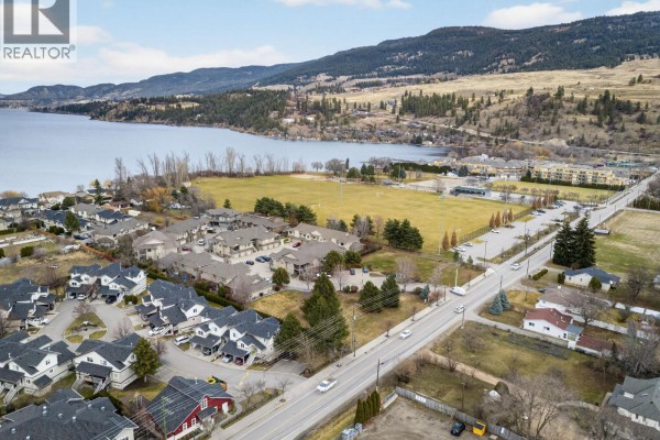 3318 Woodsdale Road, Lake Country, BC, photo 3
