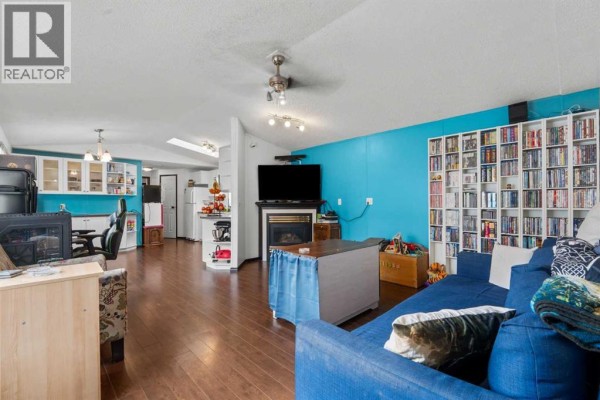Bedroom - 332, 1101 84 Street Ne, Calgary, AB T2A7X2 Photo 5