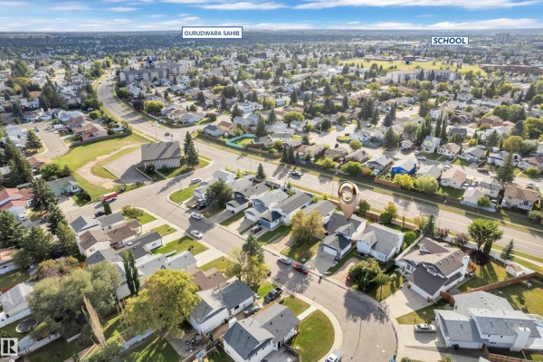 3320 43 St Nw, Edmonton, AB, photo 3