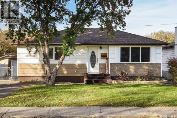 3320 Perry Avenue, Regina