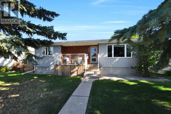 Bedroom - 3321 44a Avenue, Red Deer, AB T4N3J6 Photo 3