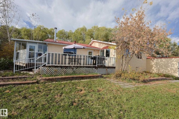 Kitchen - 3327 Ste. Anne Tr, Rural Lac Ste  Anne County, AB T4B4C6 Photo 3
