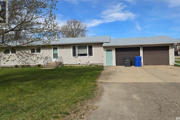 2pc Ensuite bath - 333 7th Street, Alameda, SK S0C0A0 Photo 4