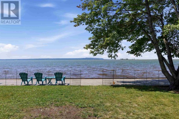 Bathroom - 333 Sunnyside Beach Rd, Sault Ste  Marie, ON P6A6K4 Photo 4