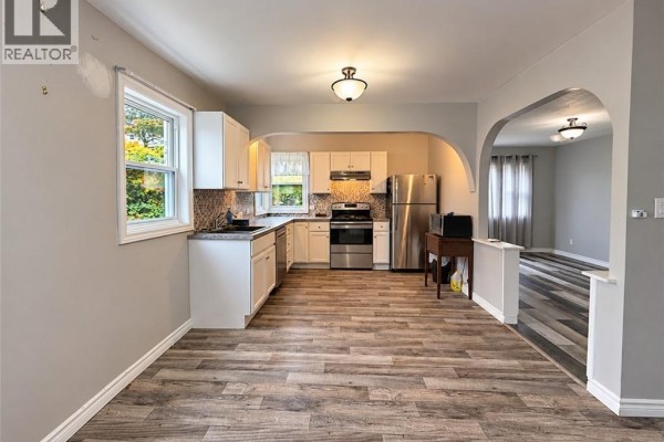 Foyer - 333 Victoria Street, Dalhousie, NB E8C2T7 Photo 2