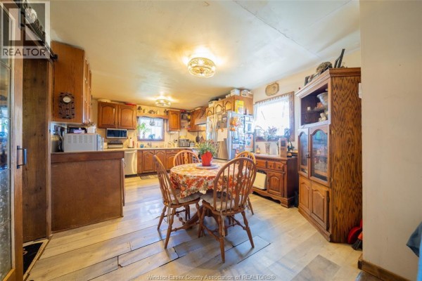 Kitchen - 3331 Kemp Line, Tilbury, ON N0P2L0 Photo 5