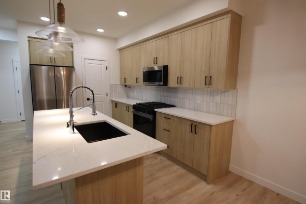 3332 168 St Sw Sw, Edmonton, AB T6W5M2 Photo 5