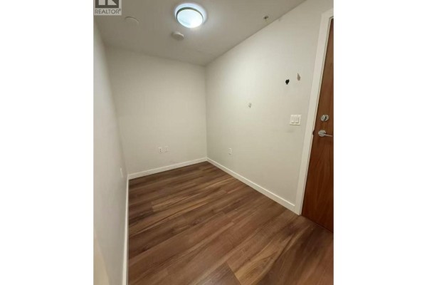 3333 Sexsmith Road, Richmond, BC, photo 3
