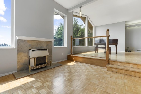 33330 Hodson Place, Mission, BC V2V6J6 Photo 4