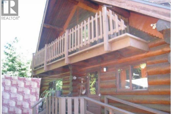 3337 Egremont Rd, Cumberland, BC, photo 2