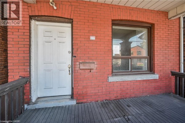 334 Cannon Street E, Hamilton, ON, photo 2