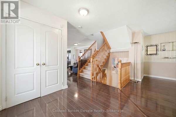 Primary Bedroom - 334 Cottonwood Street, Orangeville, ON L9W4X7 Photo 5