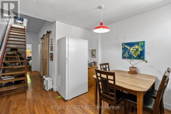 334 James Street N, Hamilton, ON, photo 3