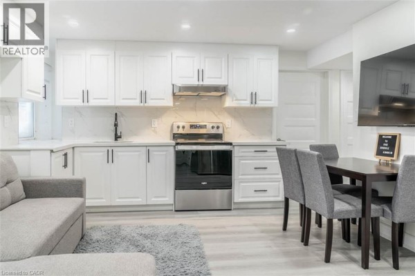 Kitchen - 334 Thimbleweed Court Unit# Lower, Milton, ON L9E1T2 Photo 4