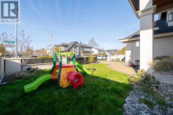 3340 Moresby Drive, Richmond, BC V7C4G5 Photo 2
