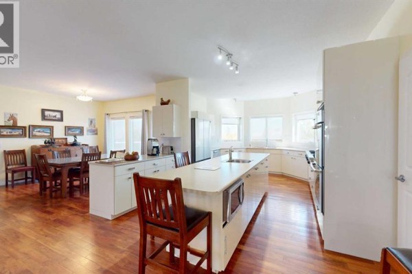 Dining room - 334094 Range Road 210, Rural Starland County, AB T0J2Y0 Photo 5