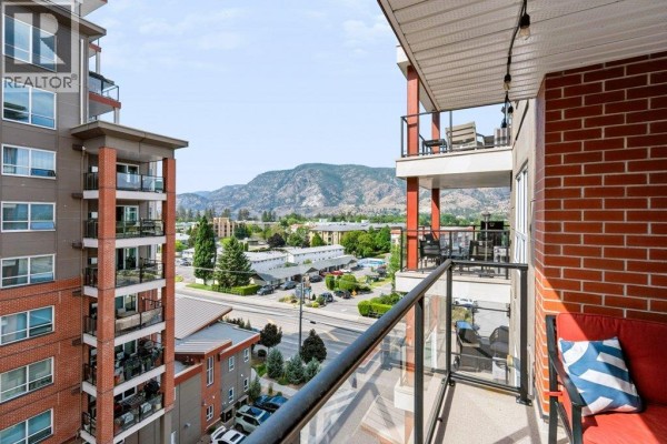 3pc Ensuite bath - 3346 Skaha Lake Road Unit# 706, Penticton, BC V2A0H6 Photo 5
