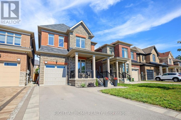 Kitchen - 335 Busato Drive, Whitchurch Stouffville, ON L4A4V1 Photo 2