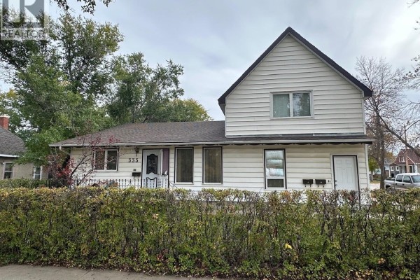 335 Main Street S, Moose Jaw