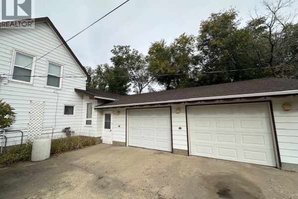 4pc Bathroom - 335 Main Street S, Moose Jaw, SK S6H4V8 Photo 4