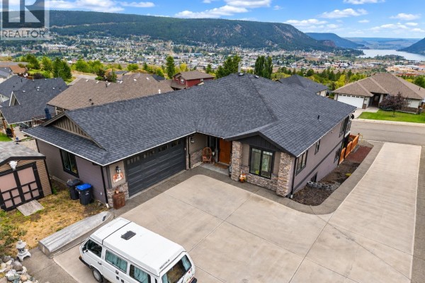 Residential for sale at 335 Mandarino Place, Williams Lake, BC - MLS® 2ykGVN