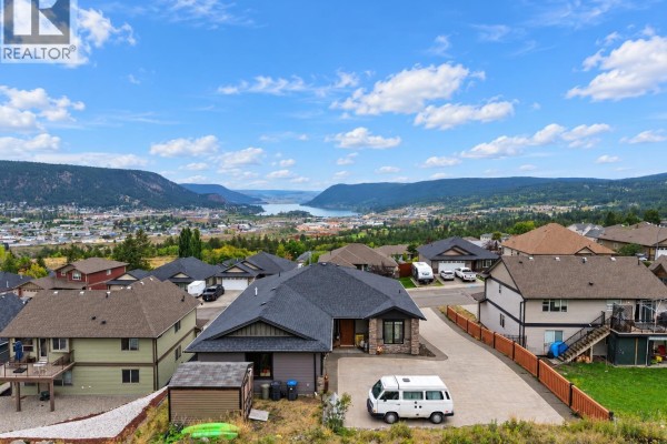 335 Mandarino Place, Williams Lake, BC, photo 2