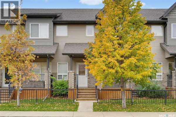 2pc Bathroom - 335 Willowgrove Lane, Saskatoon, SK S7K1N3 Photo 4