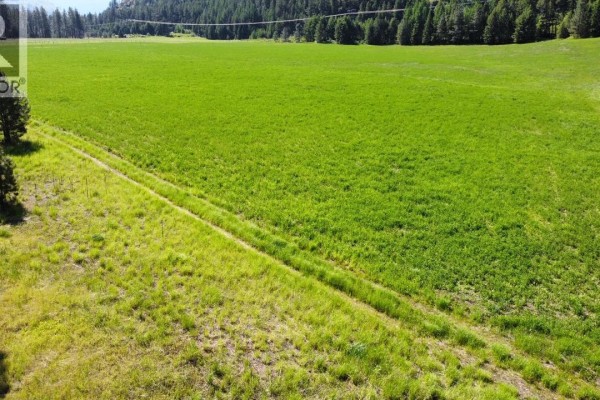 3352 3 Highway, Rock Creek, BC V0H1Y0 Photo 2