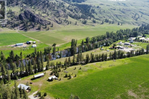 3352 3 Highway, Rock Creek, BC V0H1Y0 Photo 5