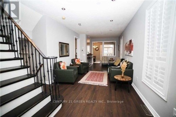 3355 Fountain Park Avenue, Mississauga, ON L5M7E2 Photo 3