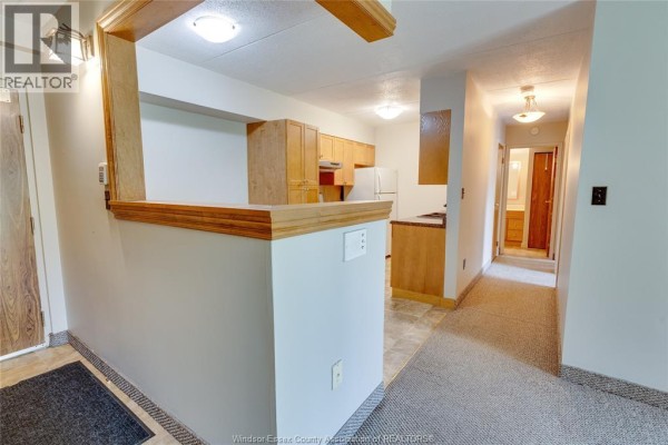 Bedroom - 3355 Sandwich Street Unit# 104, Windsor, ON N9C1B2 Photo 5