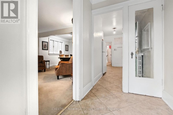 Bedroom - 336 Fairlawn Avenue, Toronto, ON M5M1T6 Photo 4