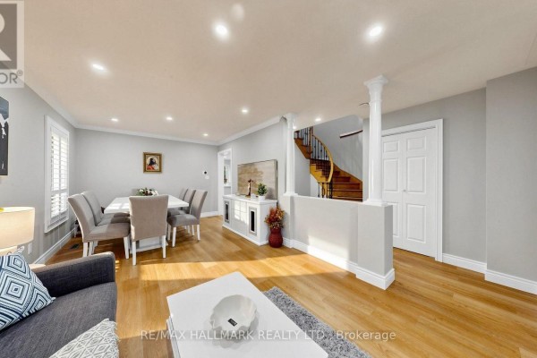 Kitchen - 336 St Joan Of Arc Avenue, Vaughan, ON L6A3N1 Photo 5