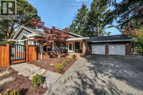 3361 Redden Rd, Nanoose Bay