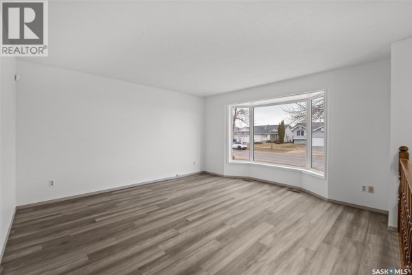 Living room - 3367 15th Avenue E, Prince Albert, SK S6V7V3 Photo 2