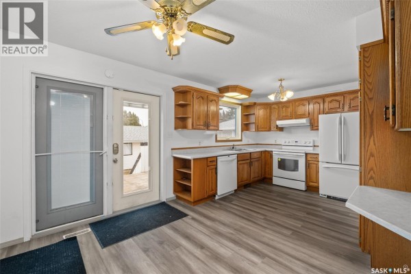 3pc Ensuite bath - 3367 15th Avenue E, Prince Albert, SK S6V7V3 Photo 5
