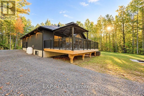 337 Jim Barr Road, Horton, ON K7V3Z8 Photo 5