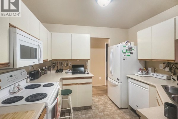 Living room - 337 Mckinney Road Unit# 211, Oliver, BC V0H1T3 Photo 3