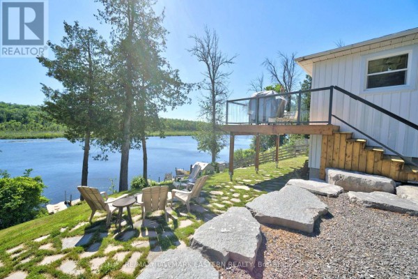 Bedroom - 337/338 Rainbow Drive, Otonabee South Monaghan, ON K0L1B0 Photo 4